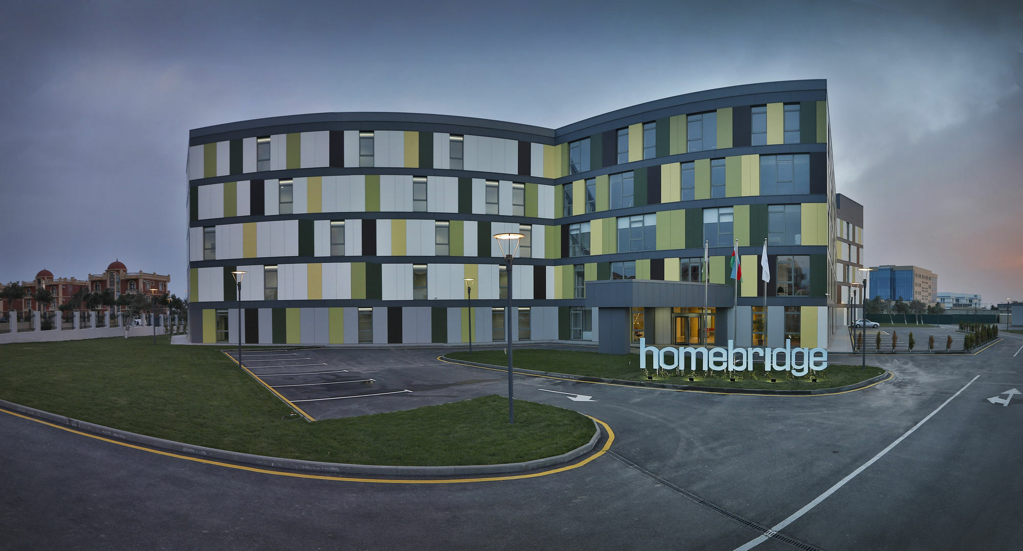 HomeBridge Hotel Appartments Bakoe Buitenkant foto